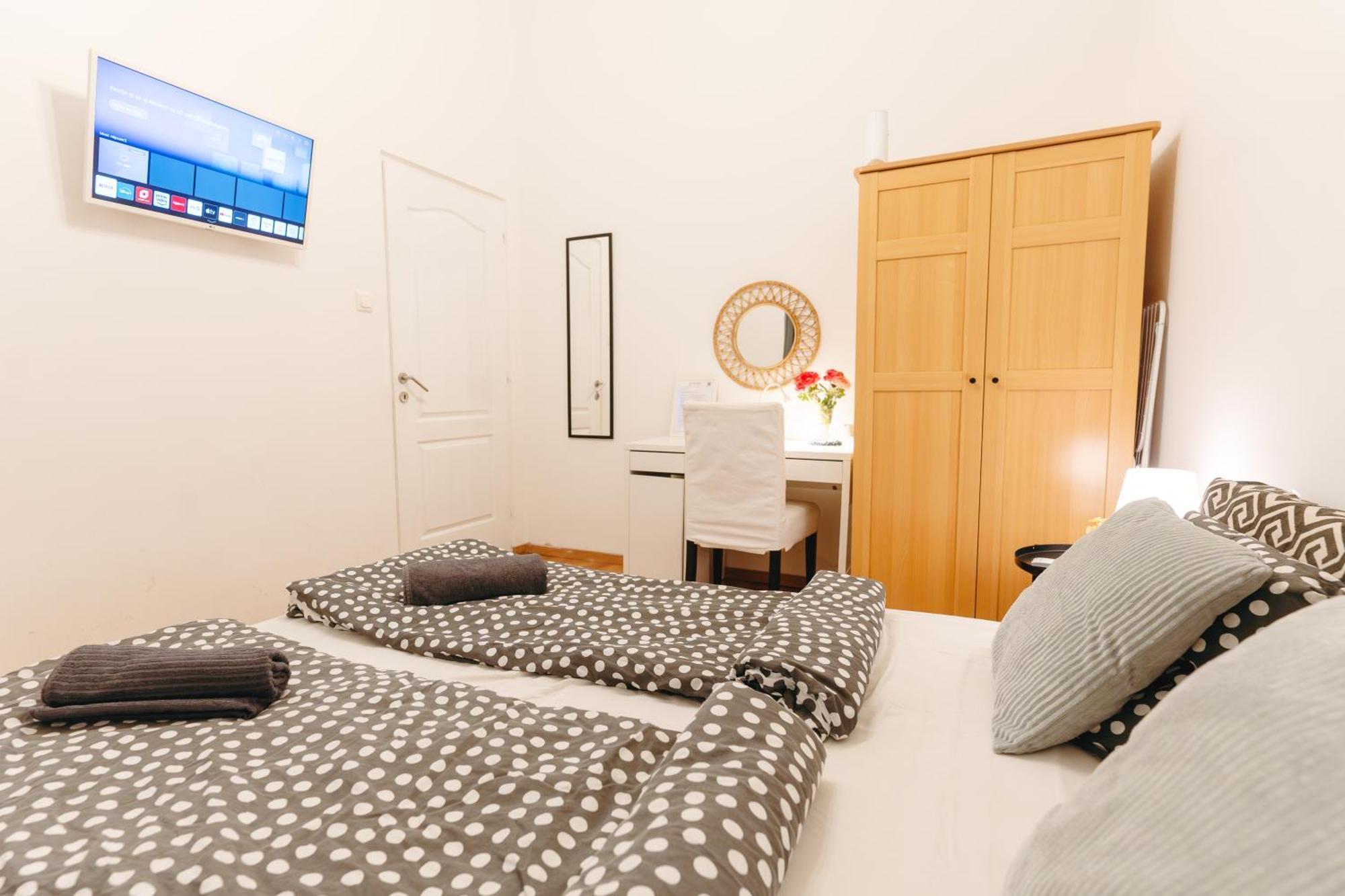 Bercsenyi Apartments - Close To The Gellert Thermal Bath Boedapest Buitenkant foto